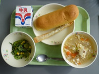 給食P1000642